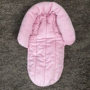 FREE W/PURCHASE🌀 Newborn Insert